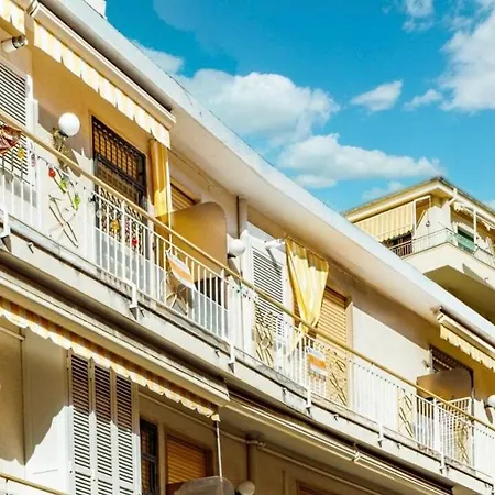 Lägenhet Casa Girasole Centro