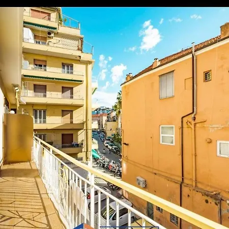 Casa Girasole Centro Apartman San Remo