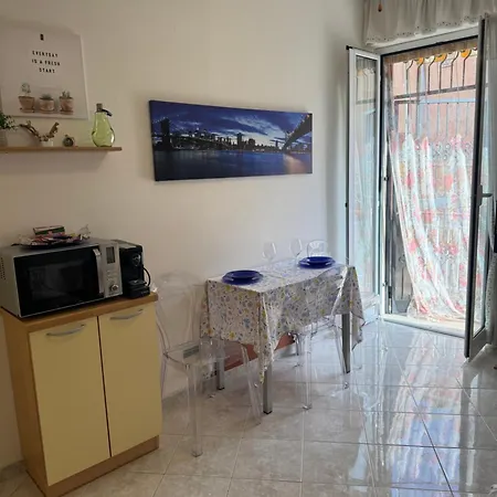 Casa Girasole Centro Apartman *